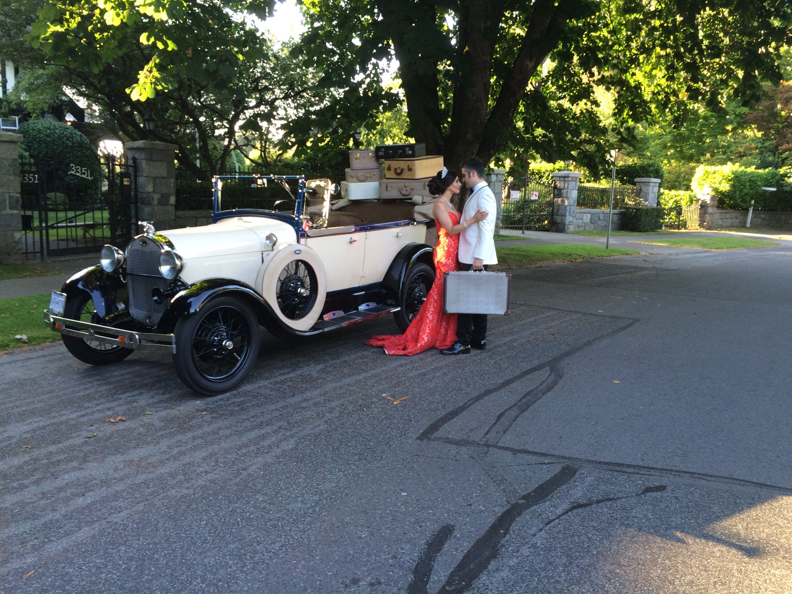 Vintage Wedding Car Vancouver Weddings
