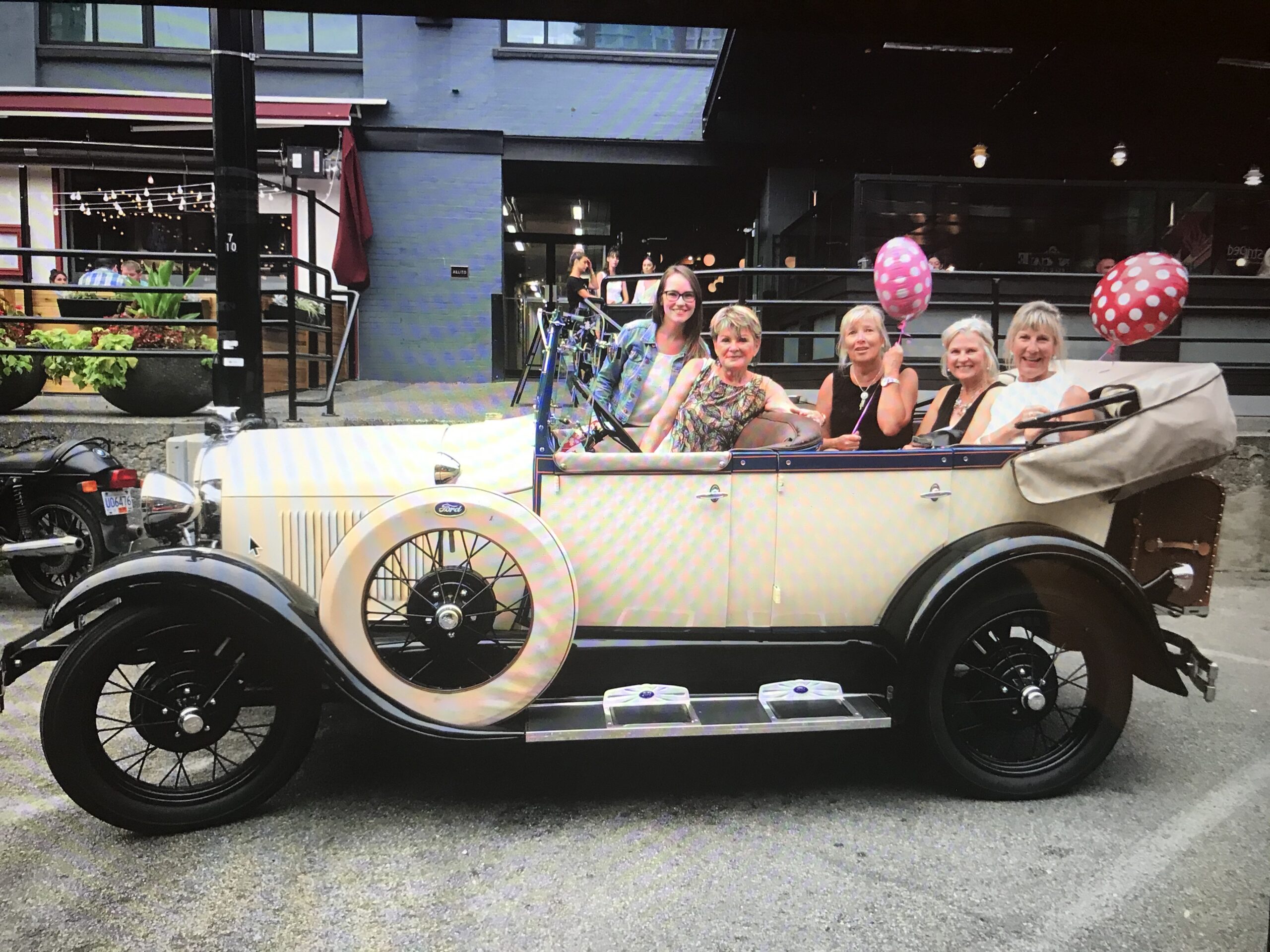 Vancouver Vintage Car Tour